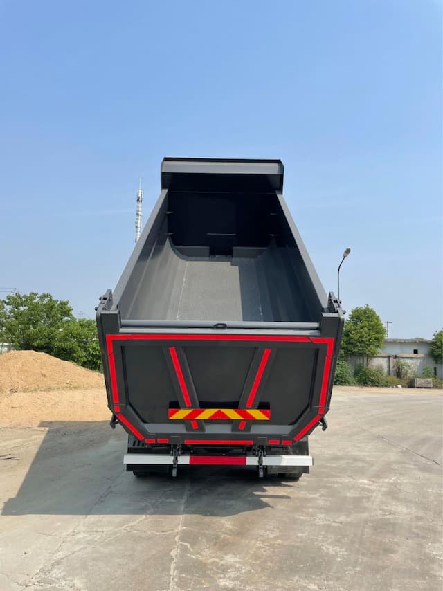 samosval-howo-tx-25-tonn-kvadratnyj-euro-5