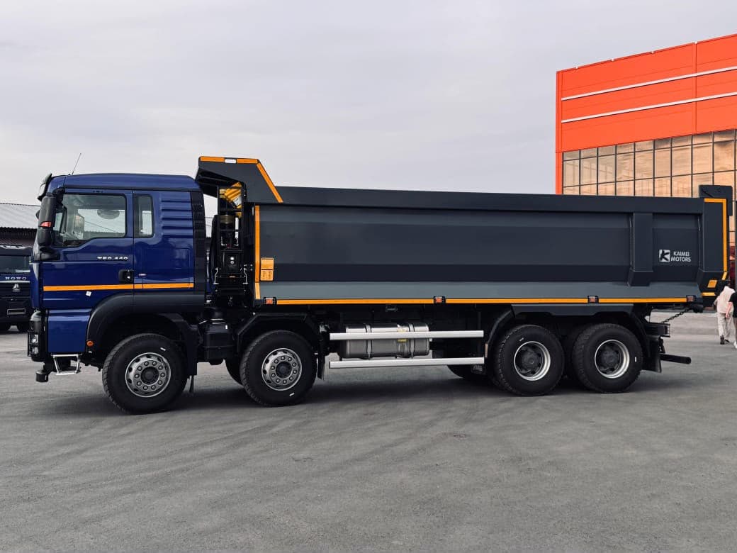 40 000 кг. (8×4)